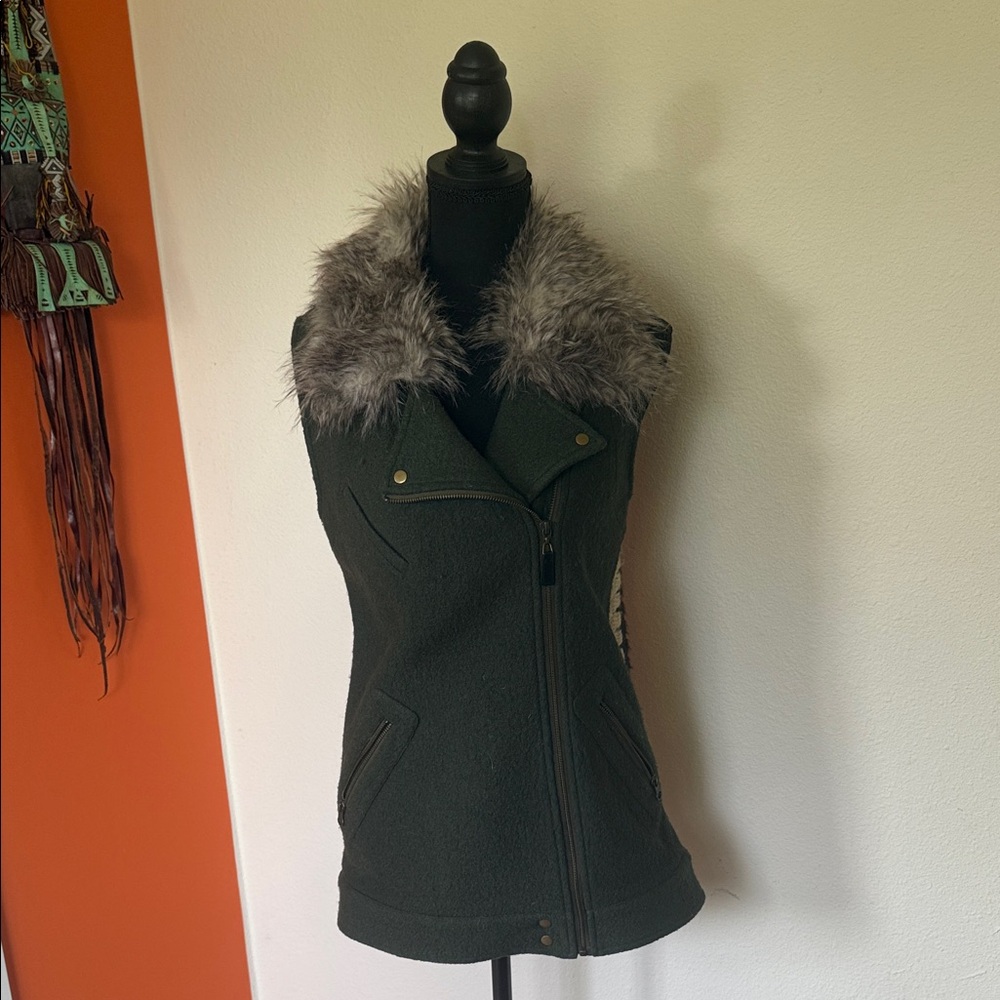 Elevenses Forest Green Vest with Faux Fur Trim